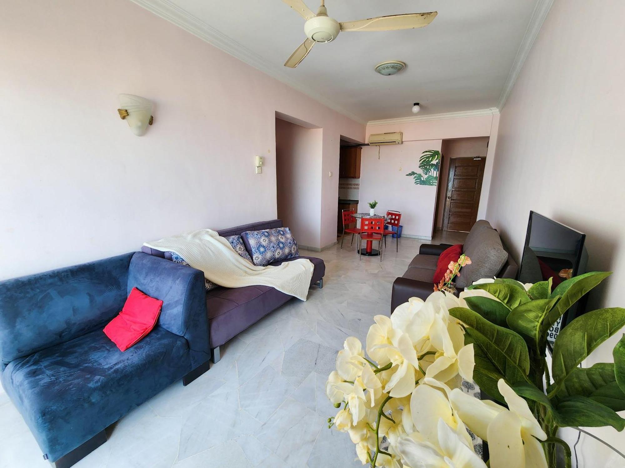 Apartment Glory , Fully Aircon Suite, Jalan Seremban Pd *